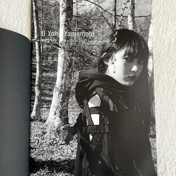 B Yohji Yamamoto Noir 2020 spring/summer look book catalog - Picture 3 of 3